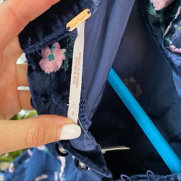 FREE PEOPLE Womens Be My Baby Navy Blue Velvet Mini Button Back Dress Size 2/XS - Picture 13 of 15